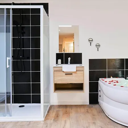 Ng Prestige - Lille I I Haute - Balneo - Netflix شقة