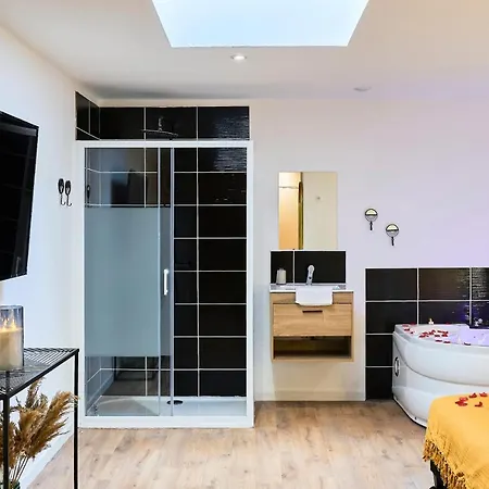 شقة Ng Prestige - Lille I I Haute - Balneo - Netflix *