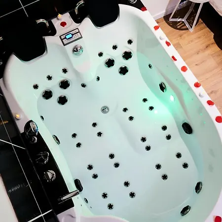 Ng Prestige - Lille I I Haute - Balneo - Netflix Apartment Tourcoing